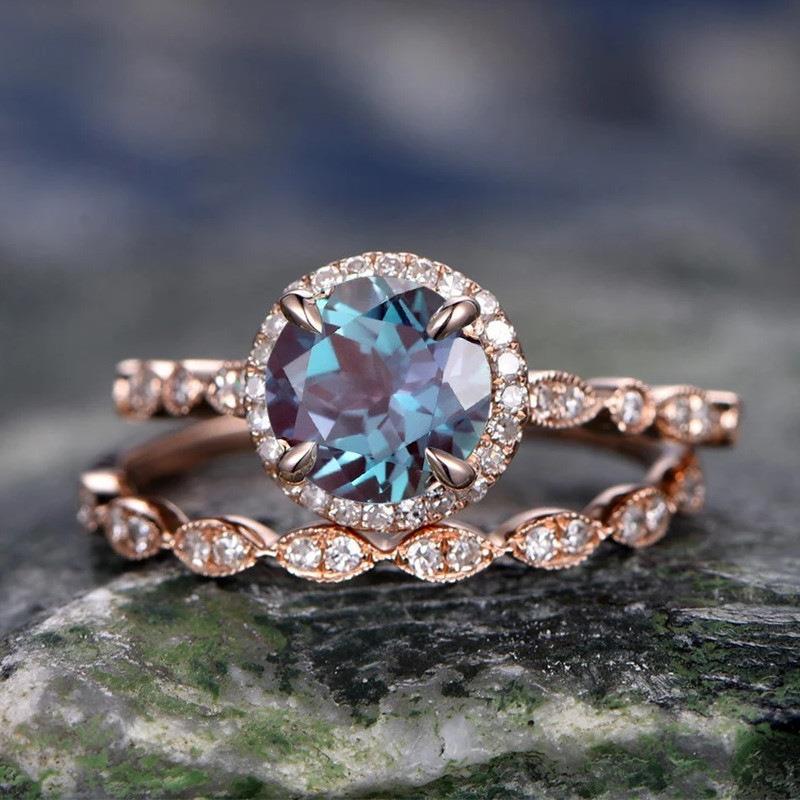 Charming Set for Any Occasion