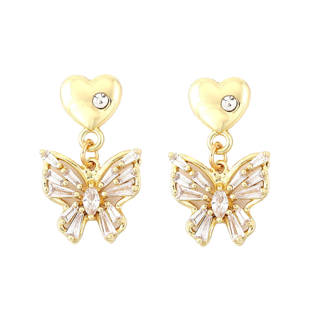 Charming Silver Earring for Any Occasion