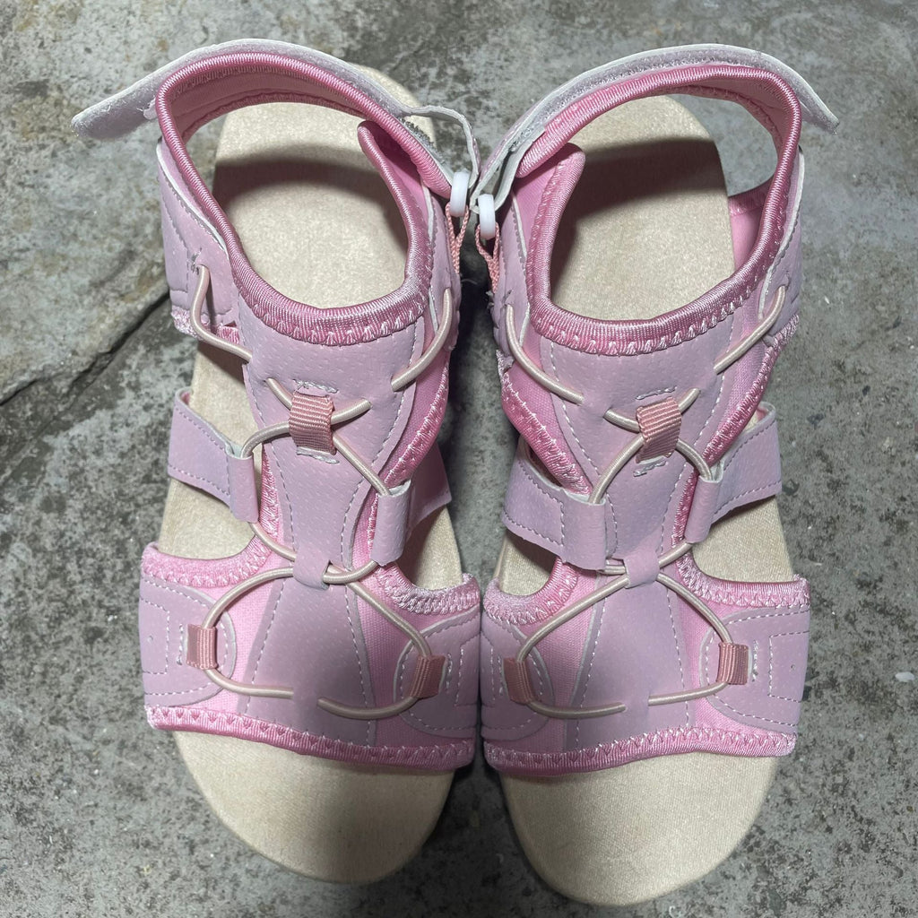 Graceful Orthopedic Sandals for Modern Look