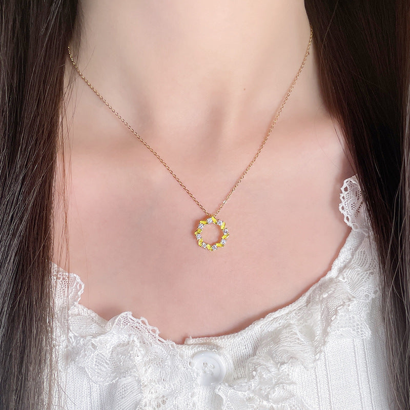 Stunning Necklace for Daily Wear