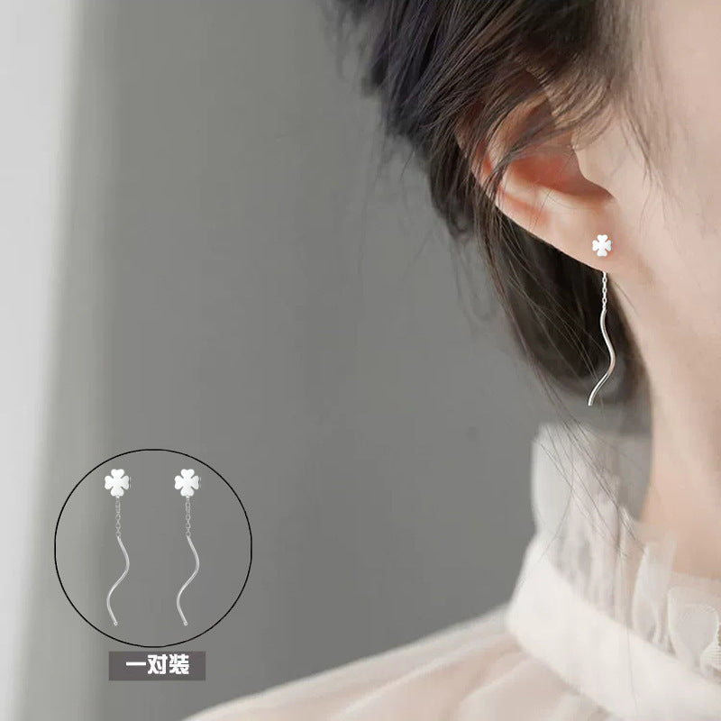 Stunning Earring for Daily Wear