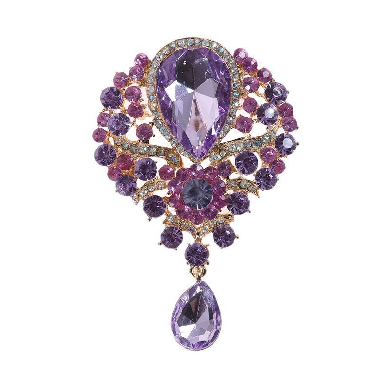 Charming Pendant for Any Occasion
