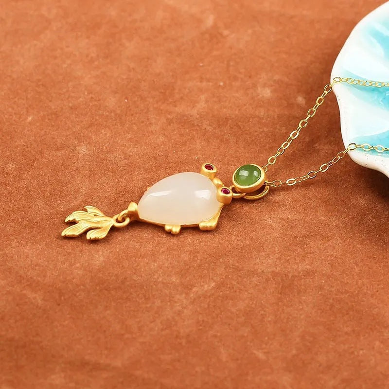 Elegant Gold Necklace for Every Occasion