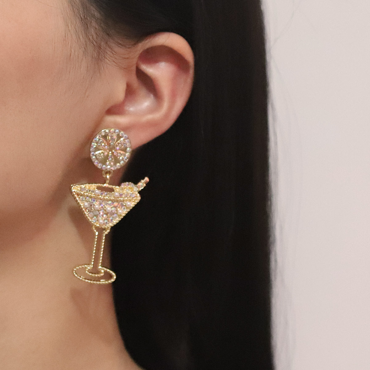 Charming Piece for Any Occasion