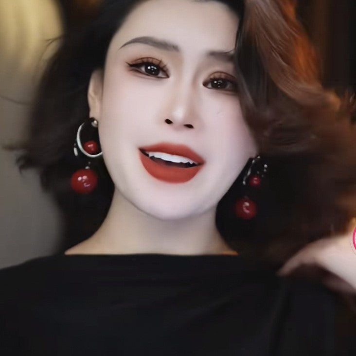 Romantic Earring for Special Moments