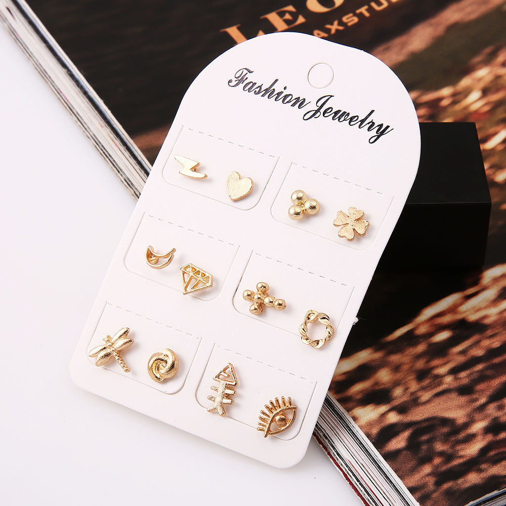 Stunning Gold Earring for Daily Wear