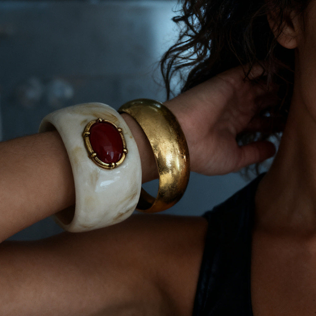 Classic Piece with Timeless Appeal