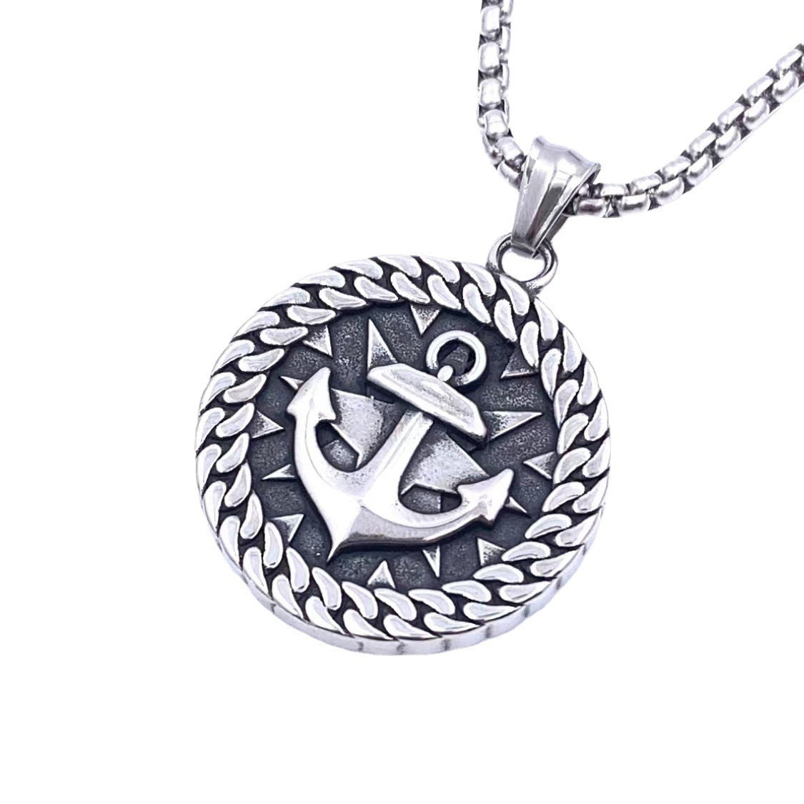 Classic Pendant with Timeless Appeal