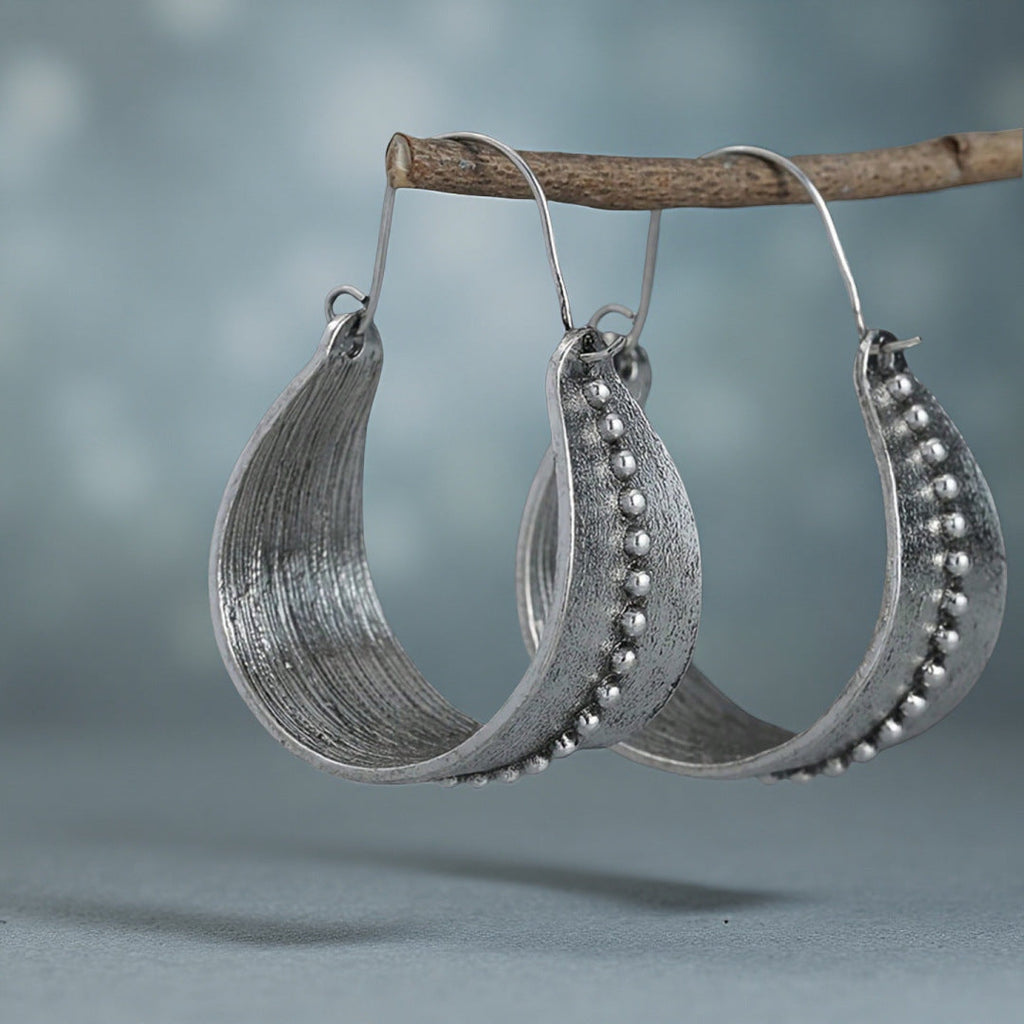 Charming Earring for Any Occasion