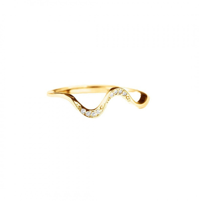 Charming Piece for Any Occasion