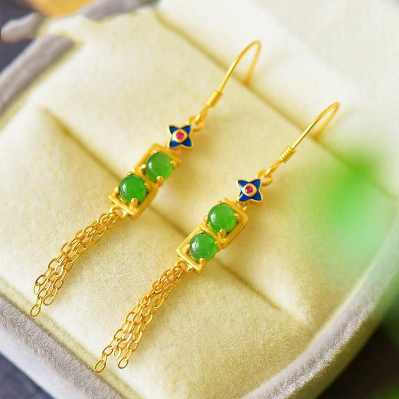 Elegant Silver Earring for Every Occasion