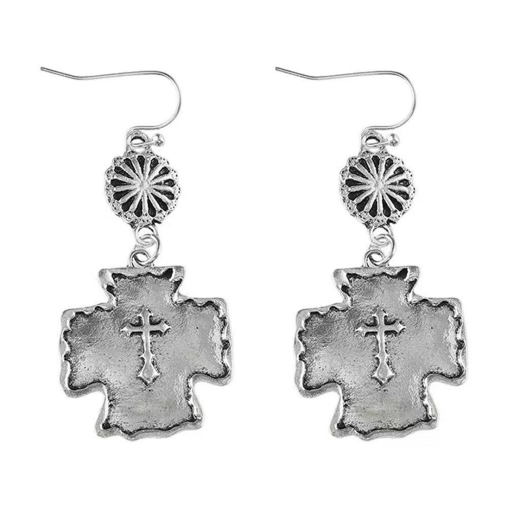 Charming Earring for Any Occasion