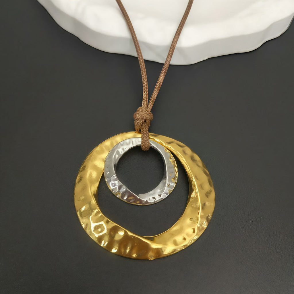 Stunning Necklace for Daily Wear