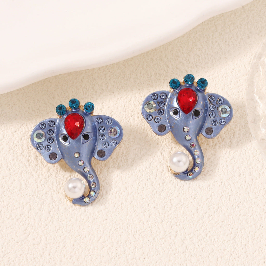 Delicate Artisan Pearl Earring