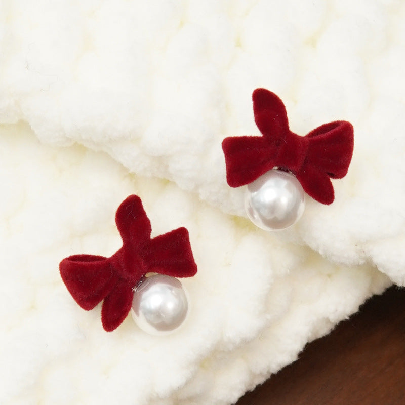 Stunning Pearl Earring for Daily Wear