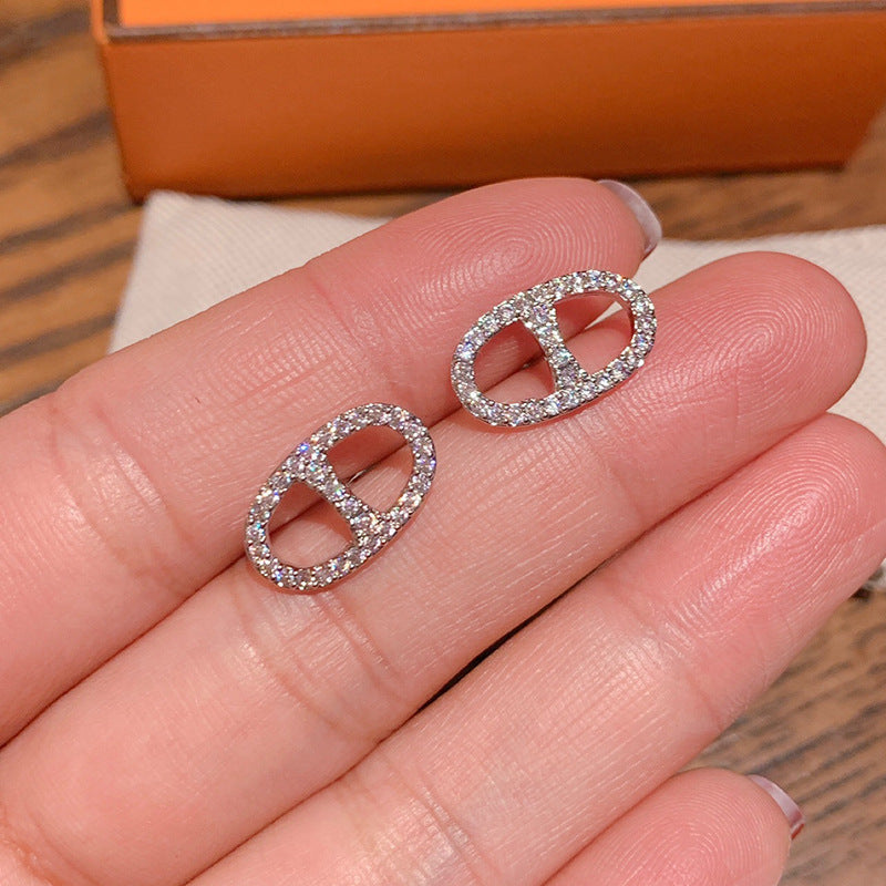 Beautiful Piece with Unique Style