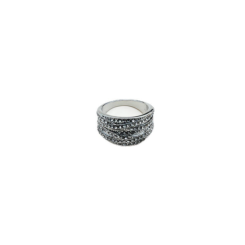 Charming Piece for Any Occasion