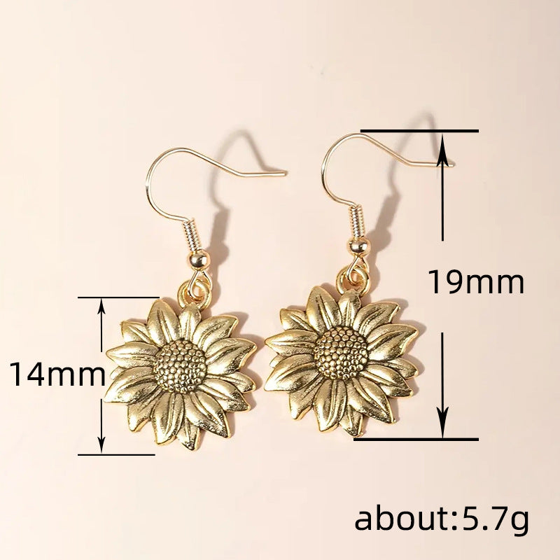 Stunning Earring for Daily Wear