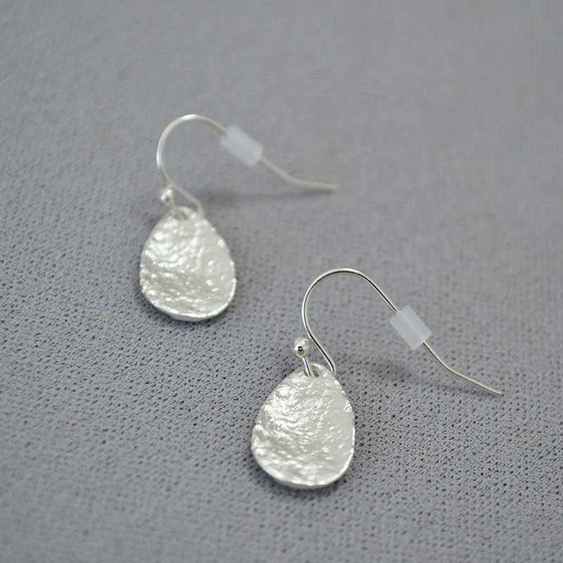 Delicate Artisan Gold Earring