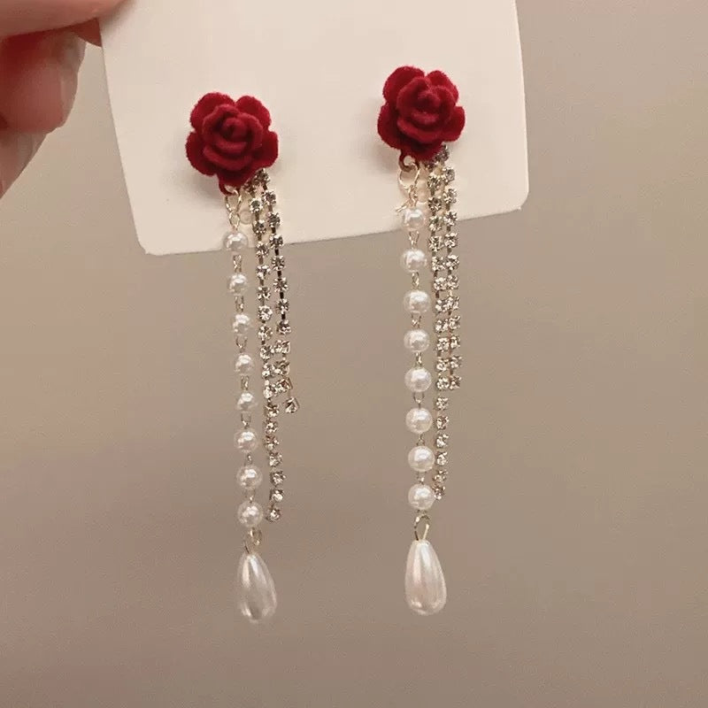 Classic Pearl Earring with Timeless Appeal