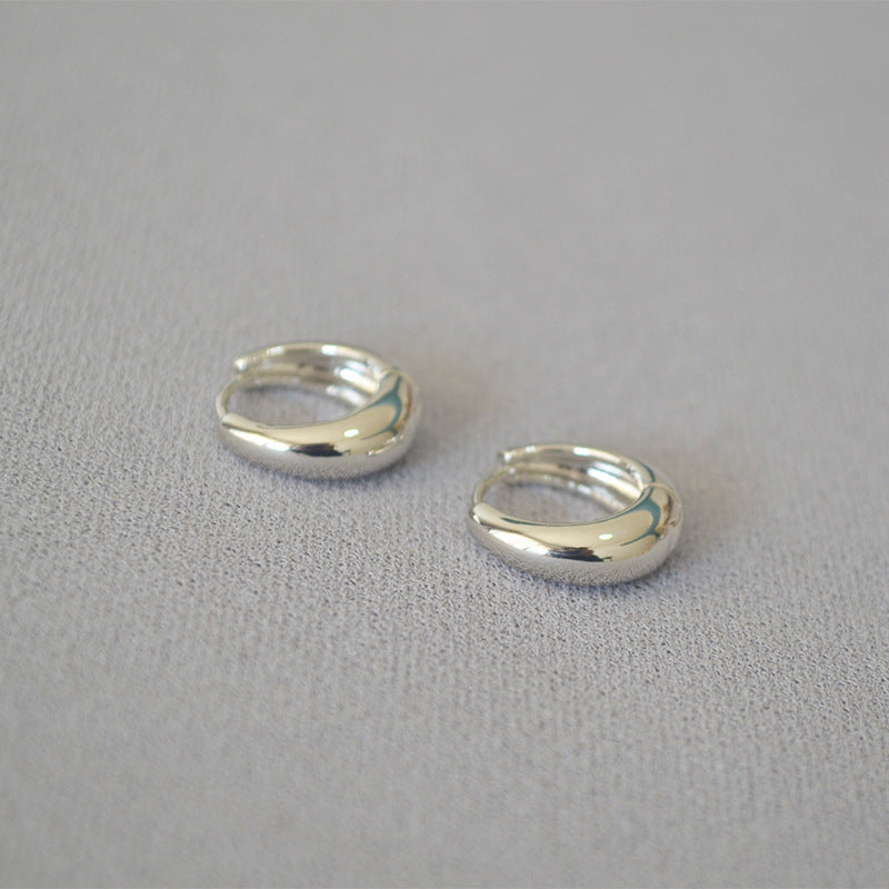 Beautiful Gold Earring with Unique Style