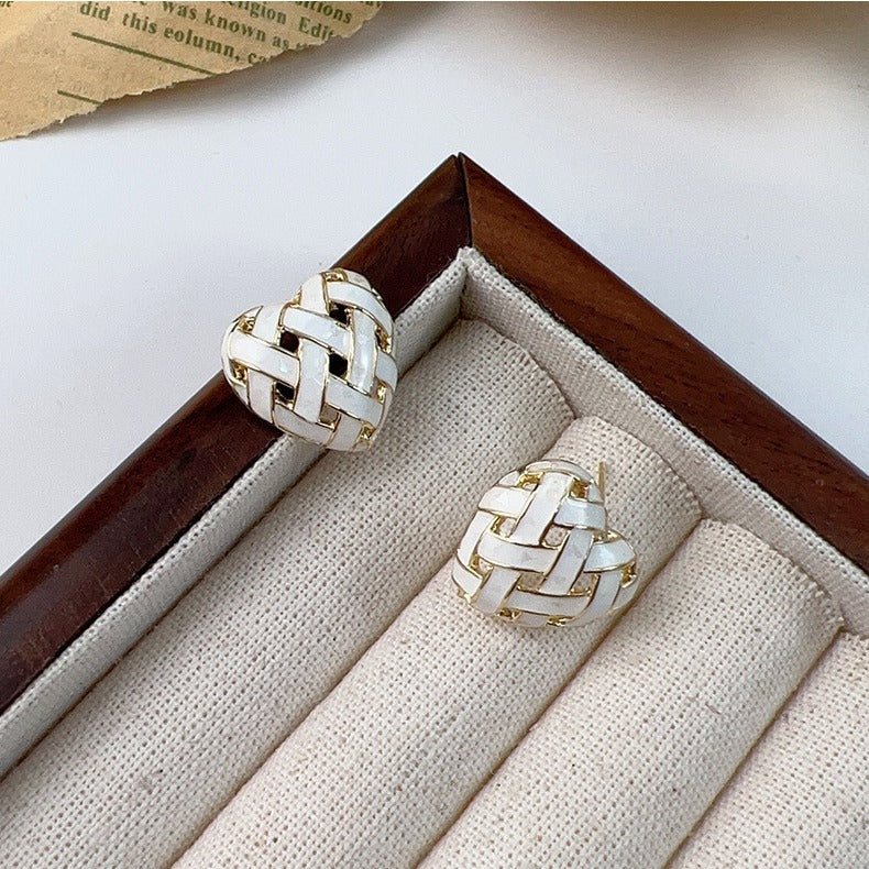 Stunning Earring for Daily Wear