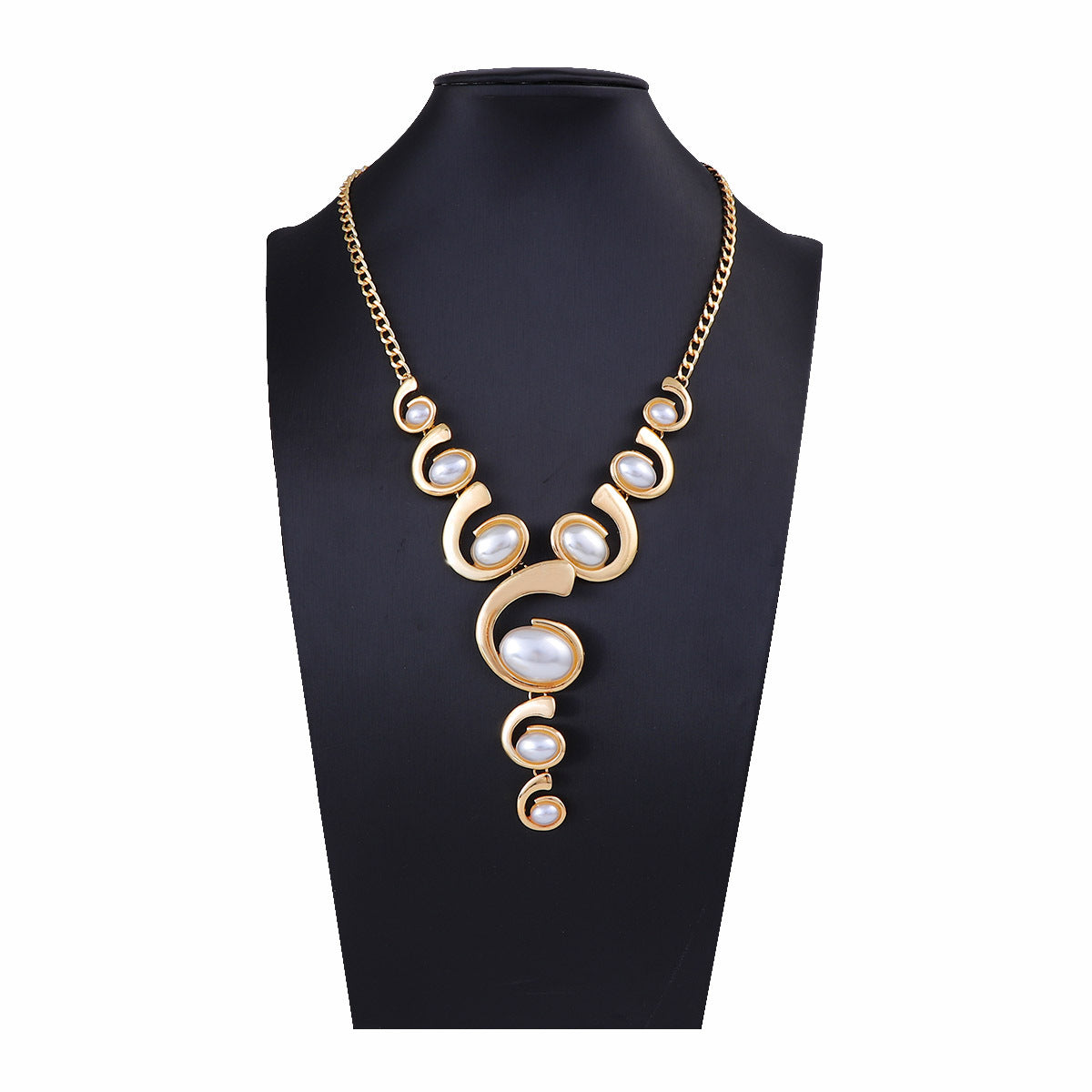 Charming Pearl Necklace for Any Occasion