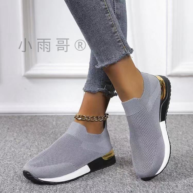 Classic Orthopedic Sneakers with Timeless Style