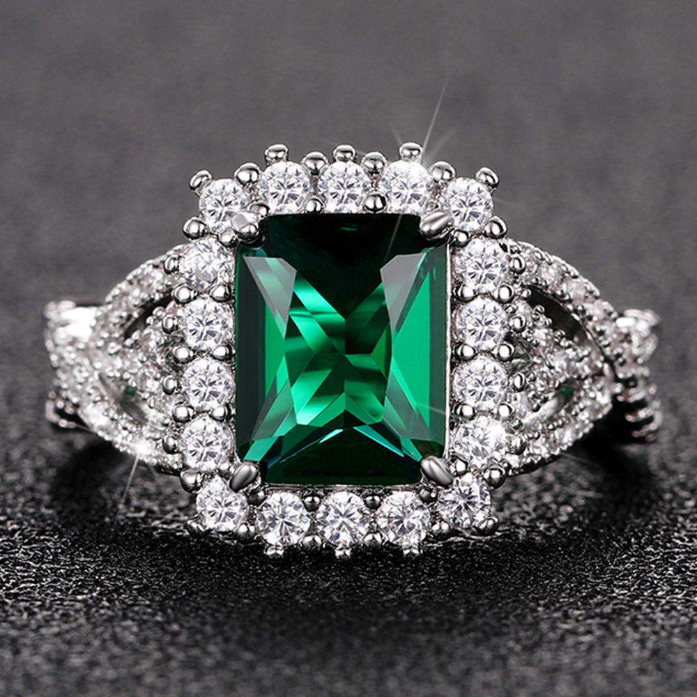 Romantic Gold Ring for Special Moments
