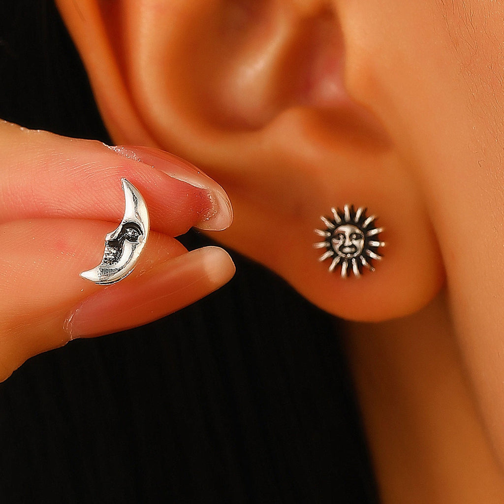 Charming Silver Earring for Any Occasion