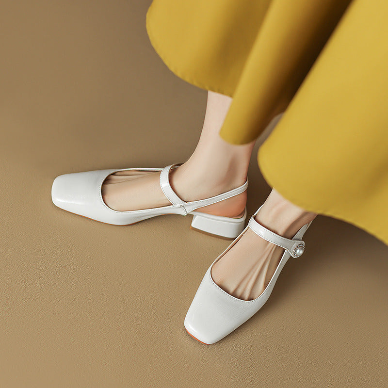 Graceful Orthopedic Sandals for Modern Look