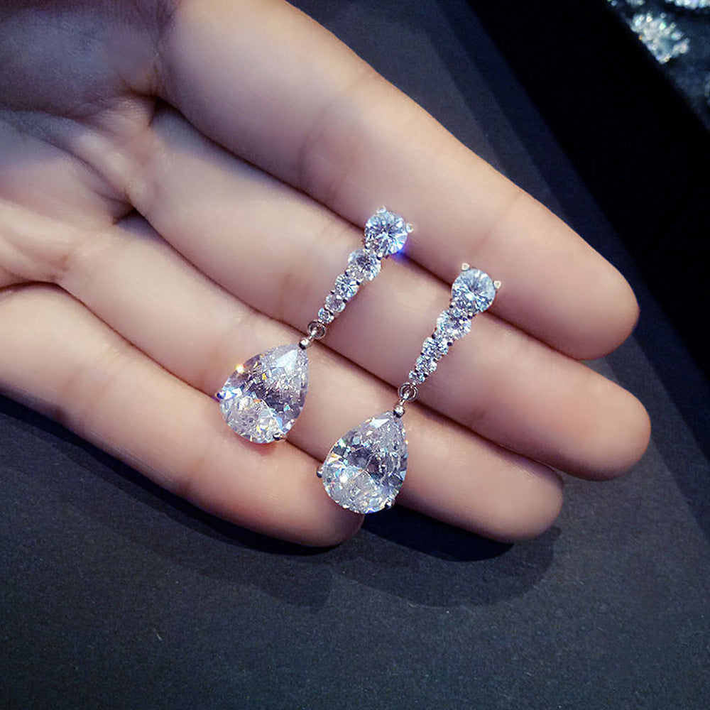 Stunning Silver Earring for Daily Wear