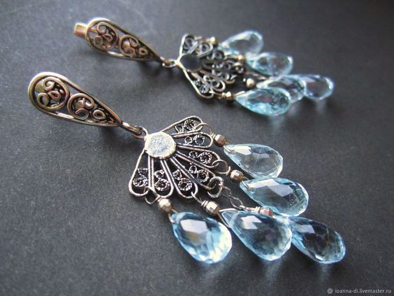 Charming Earring for Any Occasion