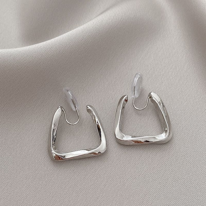Elegant Silver Earring for Every Occasion