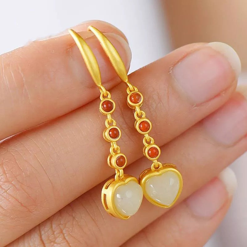Elegant Silver Earring for Every Occasion