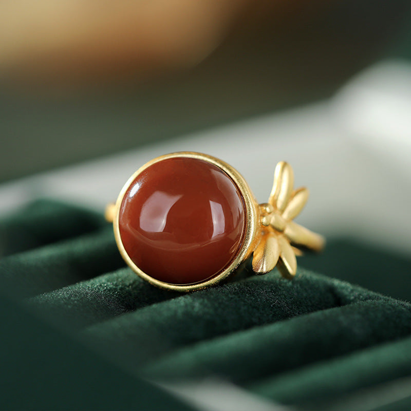 Charming Silver Ring for Any Occasion