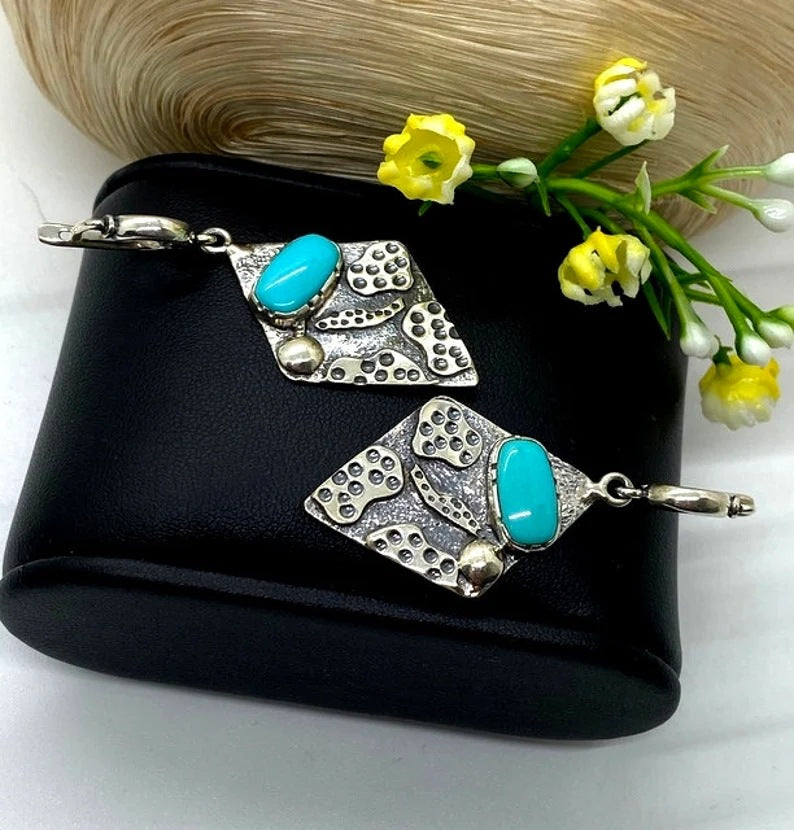 Classic Silver Earring with Timeless Appeal