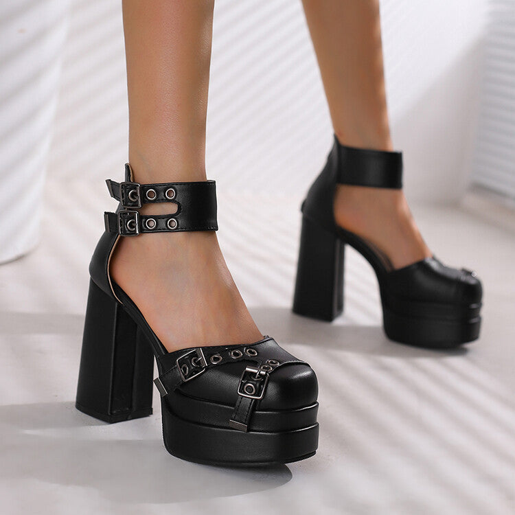 Chic Orthopedic Boots with Unique Design