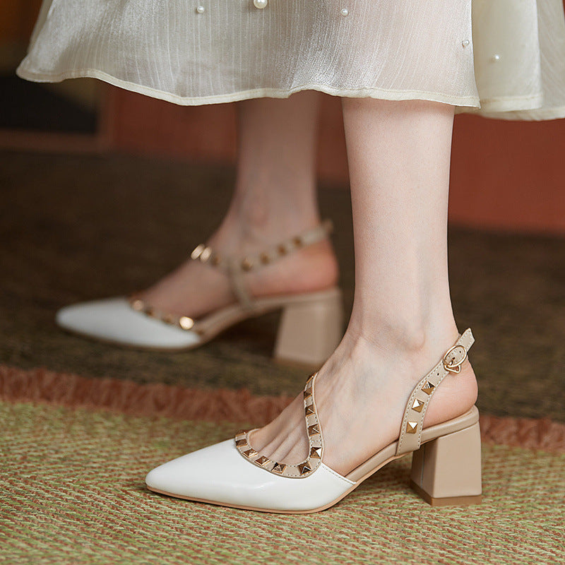Graceful Orthopedic Sandals for Modern Look
