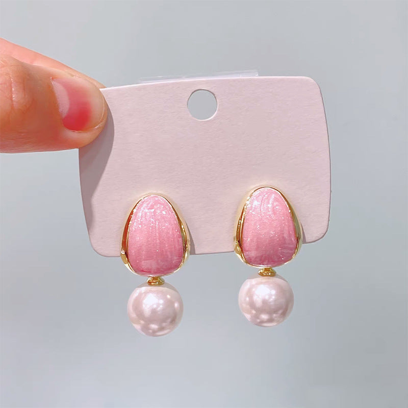 Romantic Pearl Earring for Special Moments