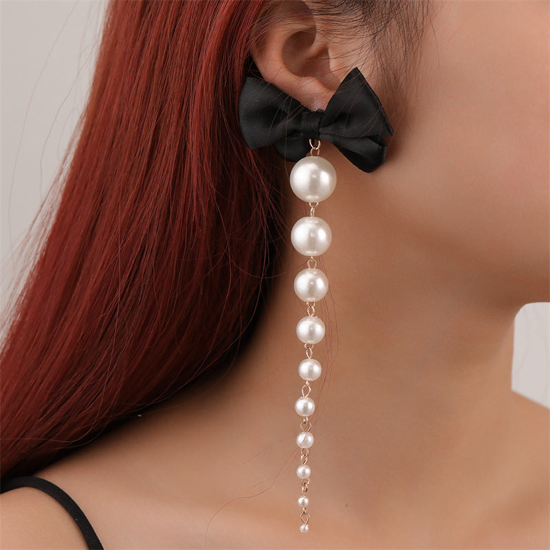 Classic Pearl Earring with Timeless Appeal