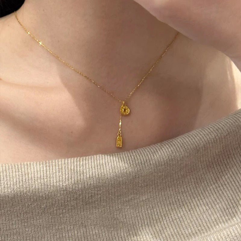 Stunning Gold Necklace for Daily Wear