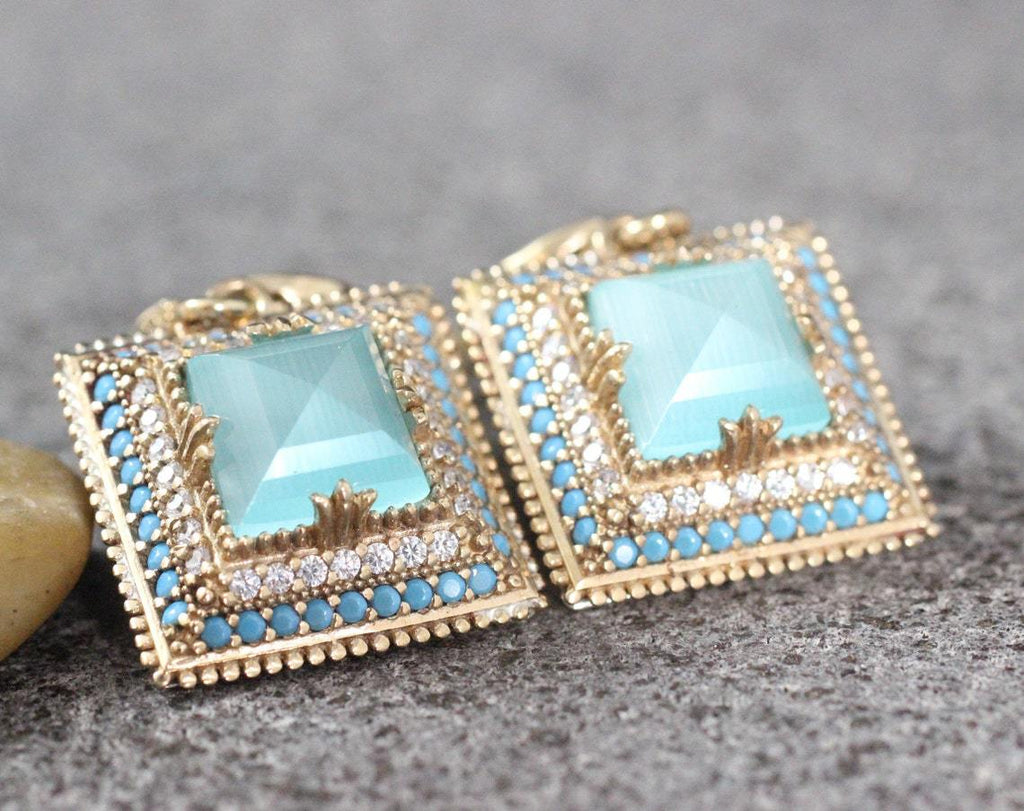 Charming Earring for Any Occasion