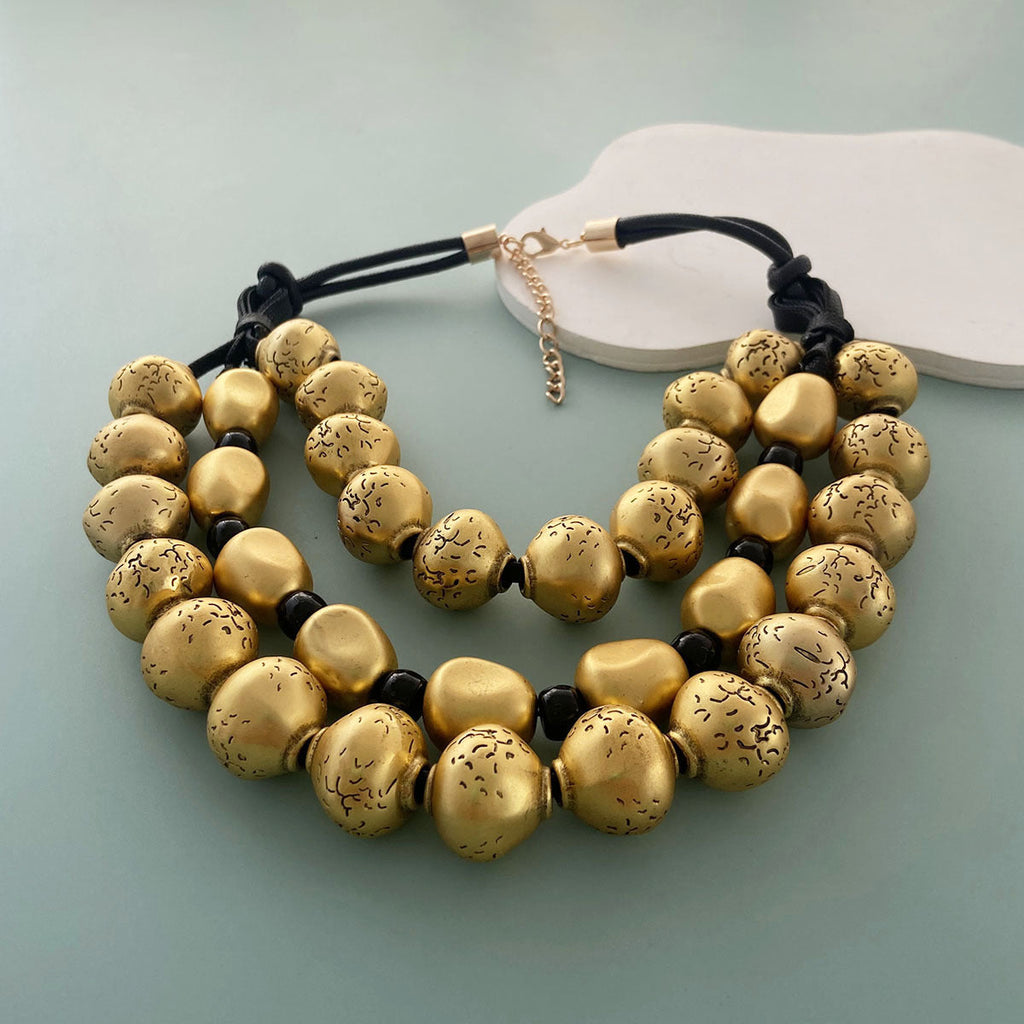 Stunning Gold Necklace for Daily Wear