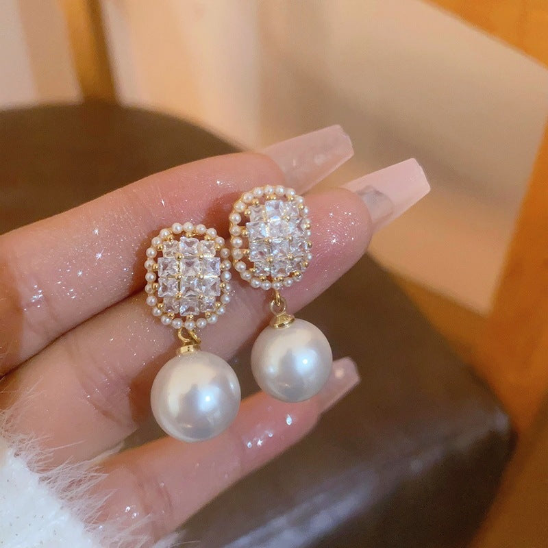 Elegant Pearl Earring for Every Occasion