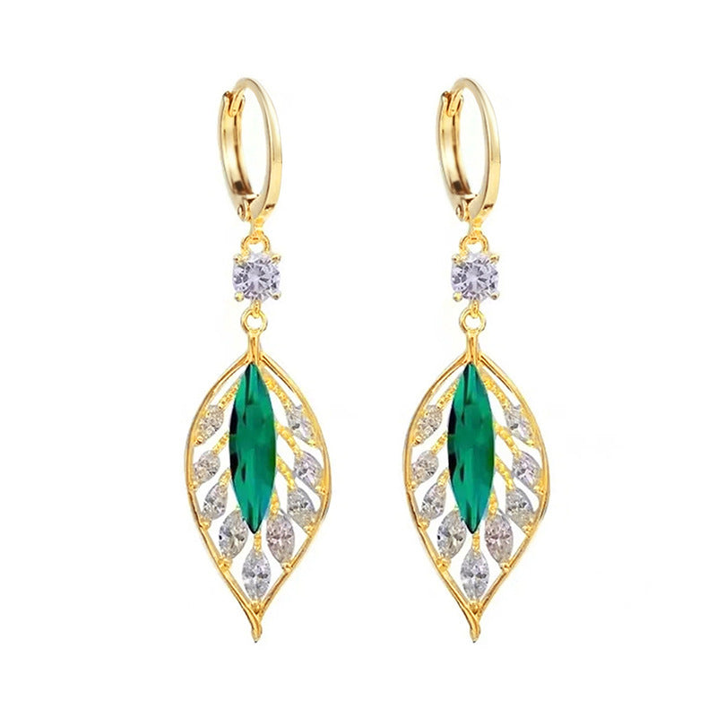 Charming Earring for Any Occasion