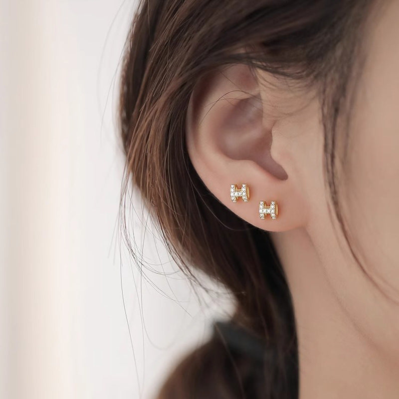 Romantic Earring for Special Moments