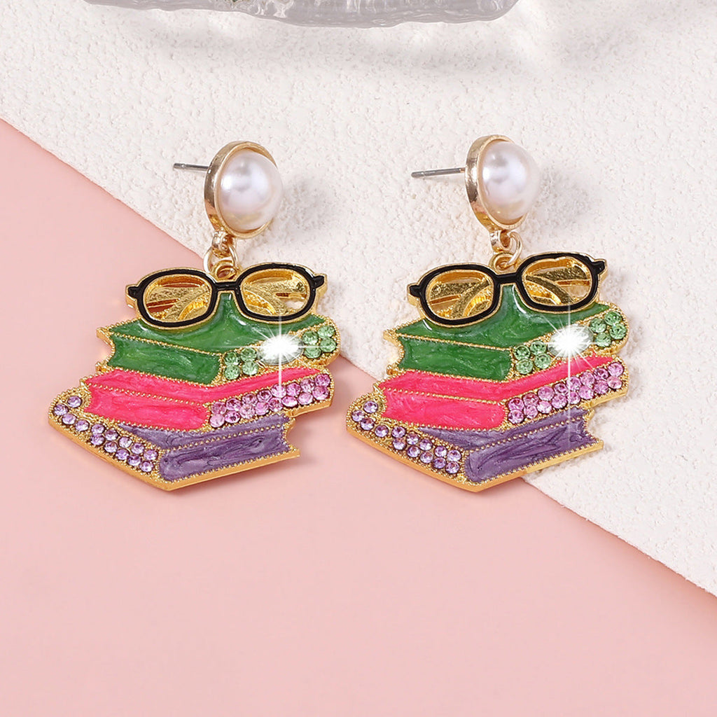 Stunning Pearl Earring for Daily Wear