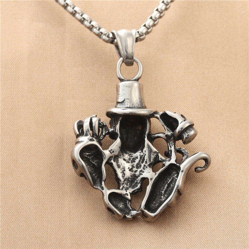 Classic Pendant with Timeless Appeal