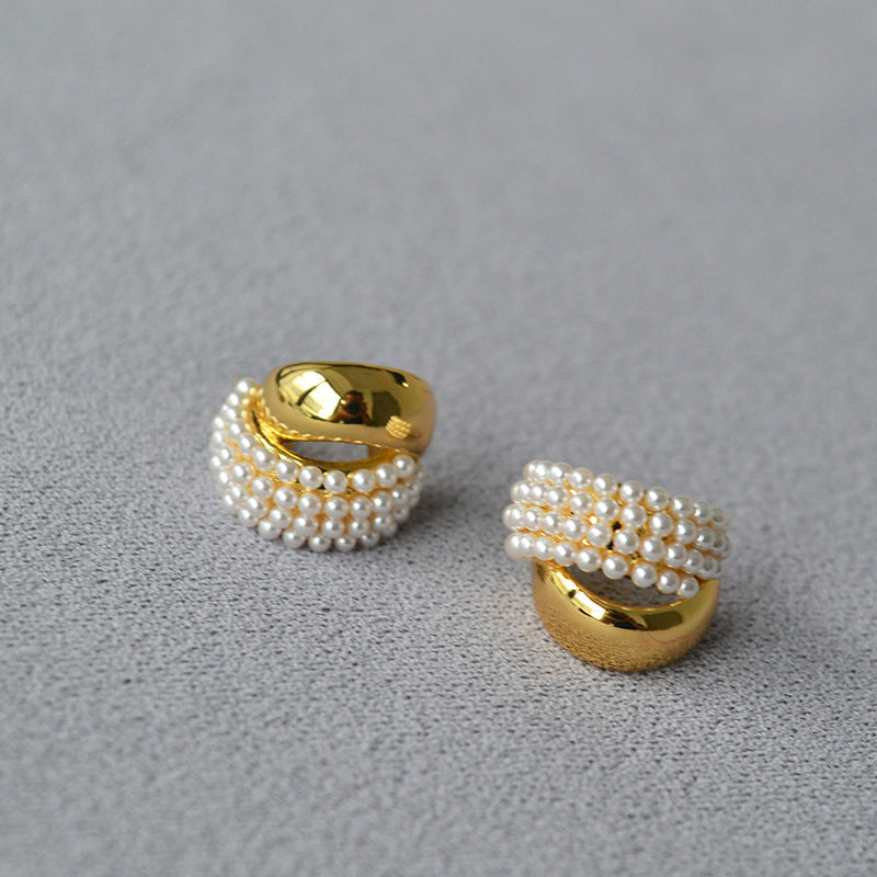 Stunning Gold Earring for Daily Wear